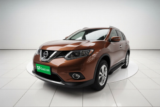 日产 奇骏 2015款 2.0L CVT舒适MAX版 2WD