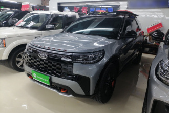 福特 探险者 2024款 2.3T EcoBoost 昆仑巅峰版 7座