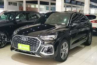 奥迪Q5L Sportback 2022款 40 TFSI 豪华型