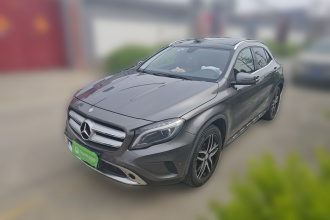 奔驰GLA 2015款 GLA 220 4MATIC 时尚型