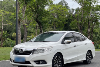本田 凌派 2013款 1.8L 自动豪华版