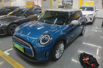 MINI 2022款 1.5T COOPER 经典派