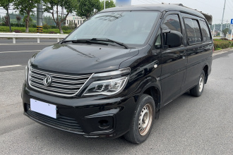 东风风行 菱智 2019款 M5 1.6L 7座特供型 国VI