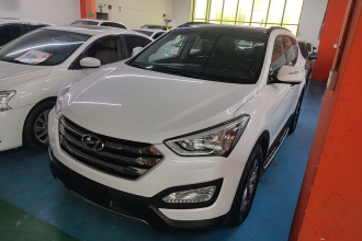 现代 胜达 2015款 2.4L 自动四驱智能型 5座
