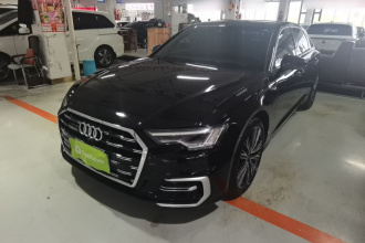 奥迪A6L 2023款 改款 45 TFSI quattro 臻选动感型