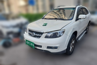 比亚迪S6 2013款 白金版 2.0L 手动豪华型