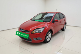 福特 福克斯 2013款 两厢经典 1.8L 自动基本型