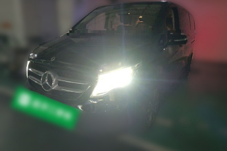 奔驰V级 2020款 V 260 领航版