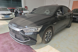 比亚迪 秦PLUS 2024款 荣耀版 DM-i 55KM领先型