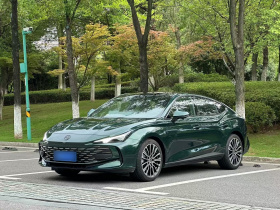 名爵 MG7 2023款 2.0T 自动猎美奢享版