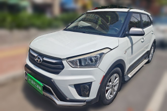 北京现代ix25 2015款 1.6L 自动两驱时尚型GS