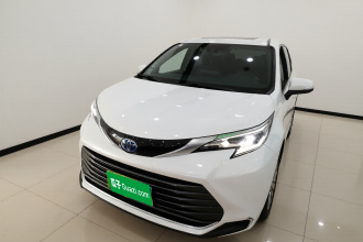 丰田 赛那SIENNA 2021款 2.5L混动 尊贵版