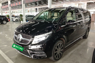 奔驰V级 2021款 V 260 L 长轴距豪华版