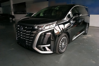 腾势D9 2024款 DM-i 980 四驱尊荣型