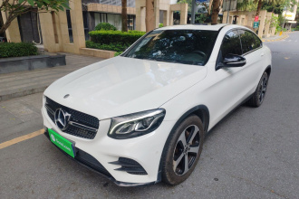 奔驰GLC轿跑 2017款 GLC 200 4MATIC 轿跑SUV