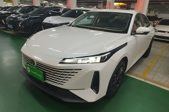 长安 逸达 2023款 蓝鲸NE 1.5T GDI DCT尊享型