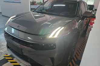 领克06 EM-P 2022款 PHEV 84KM续航版 Pro