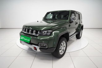 北京越野 北京BJ40 2018款 PLUS 2.0D 手动四驱尊贵型 国V