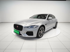 捷豹XFL 2024款 2.0T P250 两驱尊享豪华版