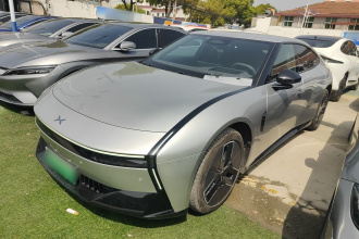 小鹏P7 2025款 702 长续航 Ultra