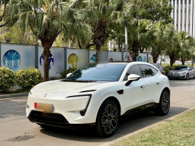 阿维塔11 2022款 长续航双电机奢享版 5座