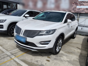 林肯MKC 2018款 2.0T 两驱尊雅版