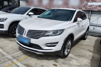 林肯MKC 2018款 2.0T 两驱尊雅版