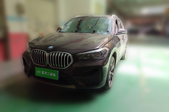 宝马X1 2021款 改款 sDrive20Li 时尚型