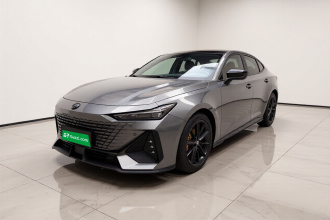 长安UNI-V 2022款 1.5T 尊贵型