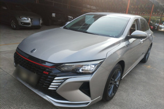 东风风神 奕炫MAX 2021款 1.5T 超炫潮爸版