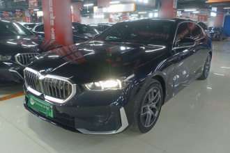 宝马i5 2024款 eDrive 35L  豪华套装