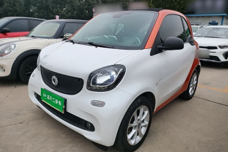 smart fortwo 2015款 1.0L 52千瓦硬顶灵动版