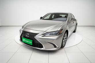 雷克萨斯ES 2020款 300h 卓越版