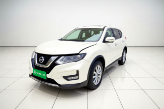 日产 奇骏 2020款 2.0L XL ITS 3rows CVT 2WD智联七座舒适版