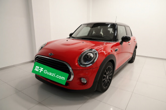 MINI 2018款 1.5T COOPER 经典派 五门版