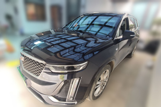 凯迪拉克XT6 2022款 2.0T 七座四驱豪华型