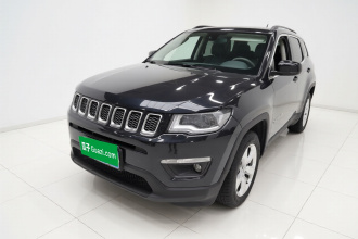 Jeep 指南者 2019款 220T 自动悦享版