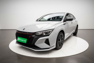 东风风神 奕炫MAX 2021款 1.5T 超酷潮爸版