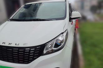 上汽大通MAXUS 大通G10 2023款 改款 2.0L 手动多功能版 汽油 7座