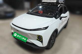 吉利几何E萤火虫 2023款 401KM 霹雳虎 5座