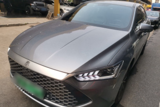 比亚迪 秦PLUS 2023款 冠军版 DM-i 55KM领先型