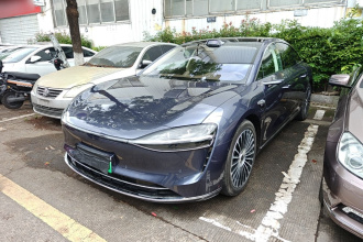 鸿蒙智行 享界S9 2025款 增程 Ultra