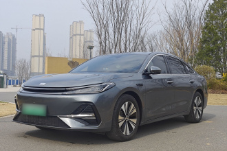 吉利银河 银河A7 2025款 EM-i 150km 探索+版