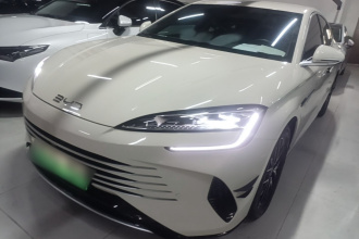 比亚迪 海豹 2024款 荣耀版 DM-i 1.5L 121km 精英型