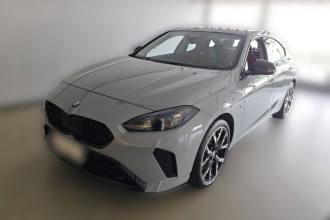 宝马2系 2025款 225L M运动曜夜套装