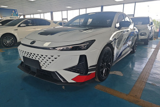 长安UNI-V 2024款 1.5T 尊享型