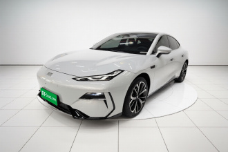 吉利银河 银河E8 2025款 700km 远航智驾版