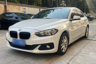 宝马1系 2018款 118i 时尚型