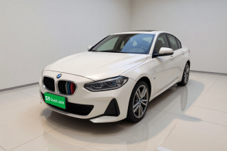 宝马1系 2019款 120i 领先型M运动套装