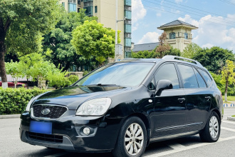 起亚 佳乐 2011款 2.0L 7座自动标准版